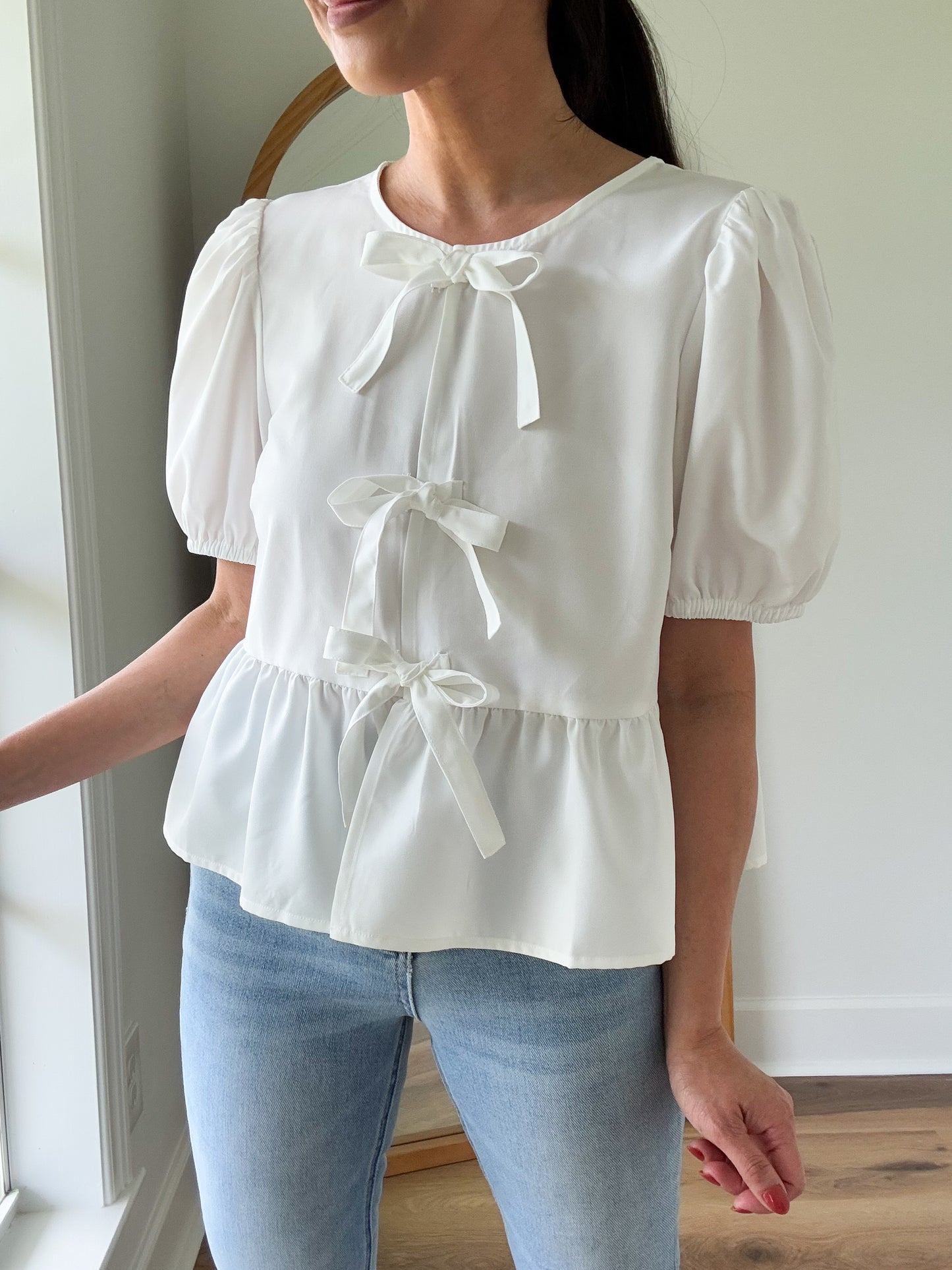 Bow Front Puff Sleeve Top