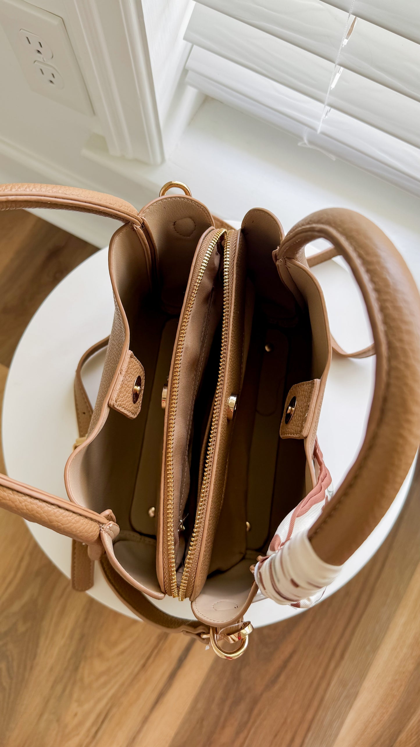 Phoebe Bucket Bag w/Scarf