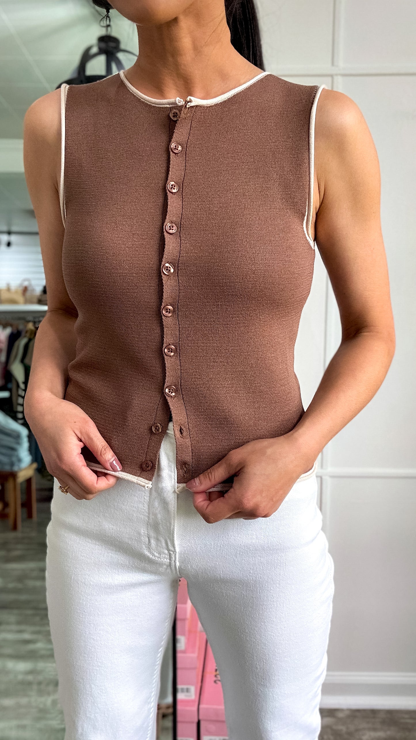 Contrast Button Knit Top- Brown