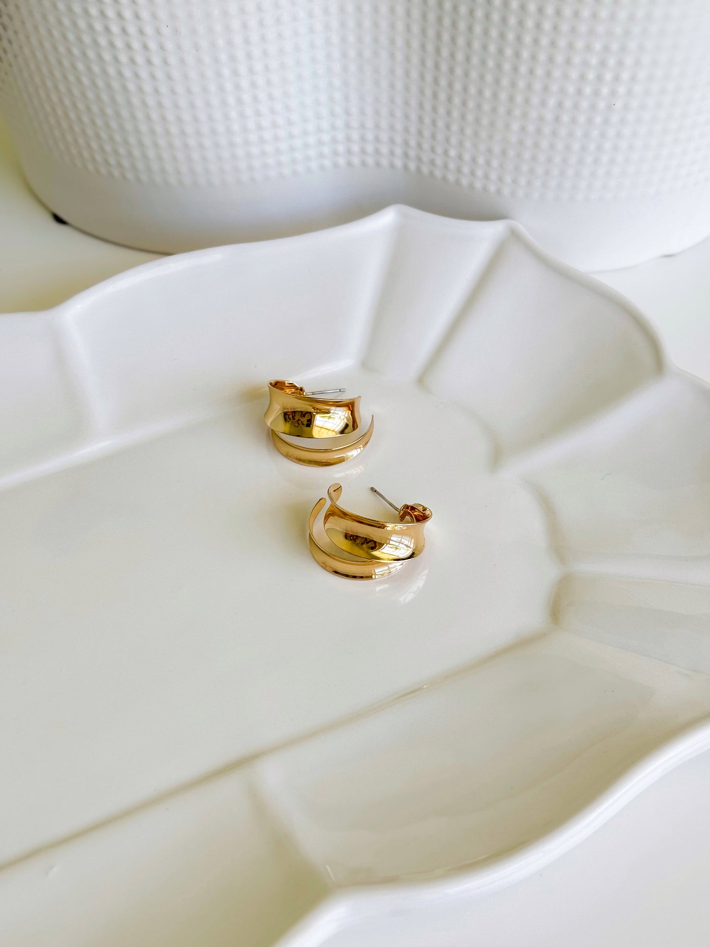 Thin Metallic Layered Hoop Earrings