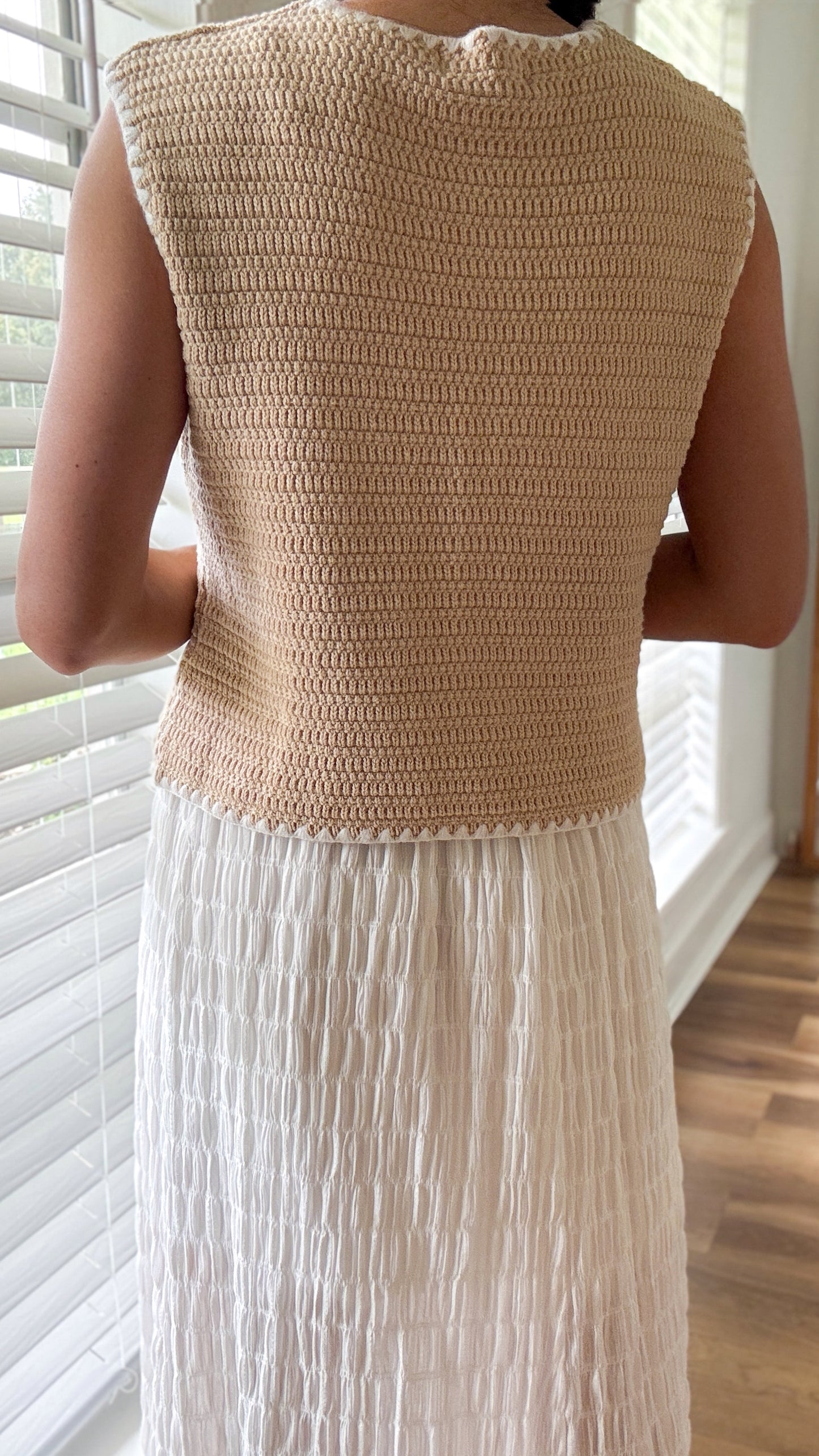 Casual Day Out Contrast Stitch Sweater Vest