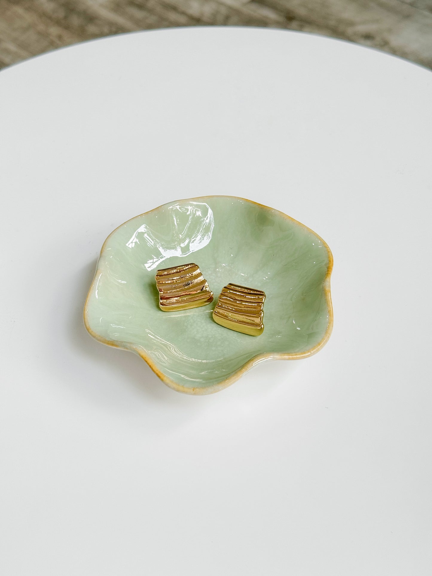 Rippled Trapezoid Earrings