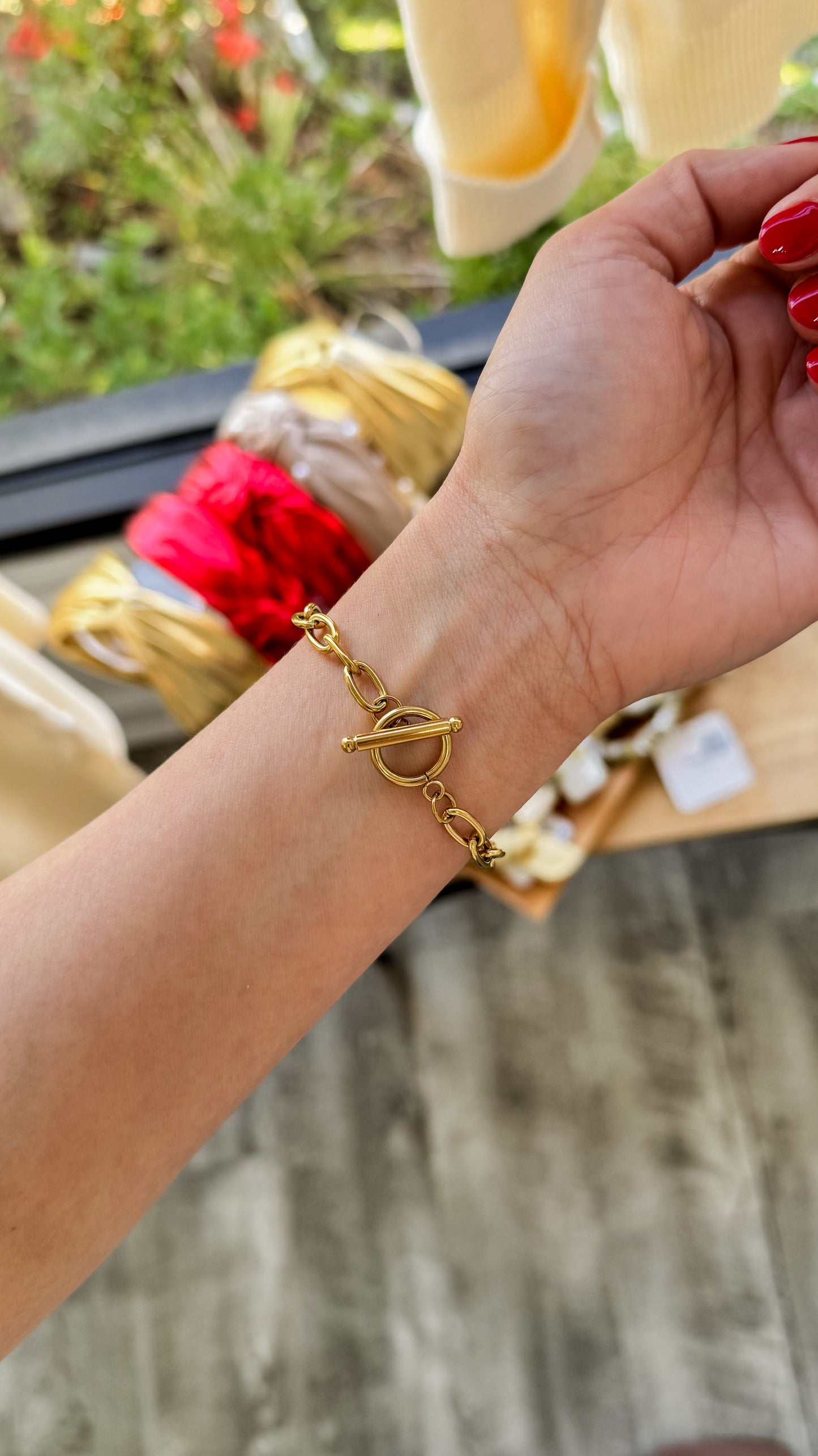 Toggle Chain Bracelet