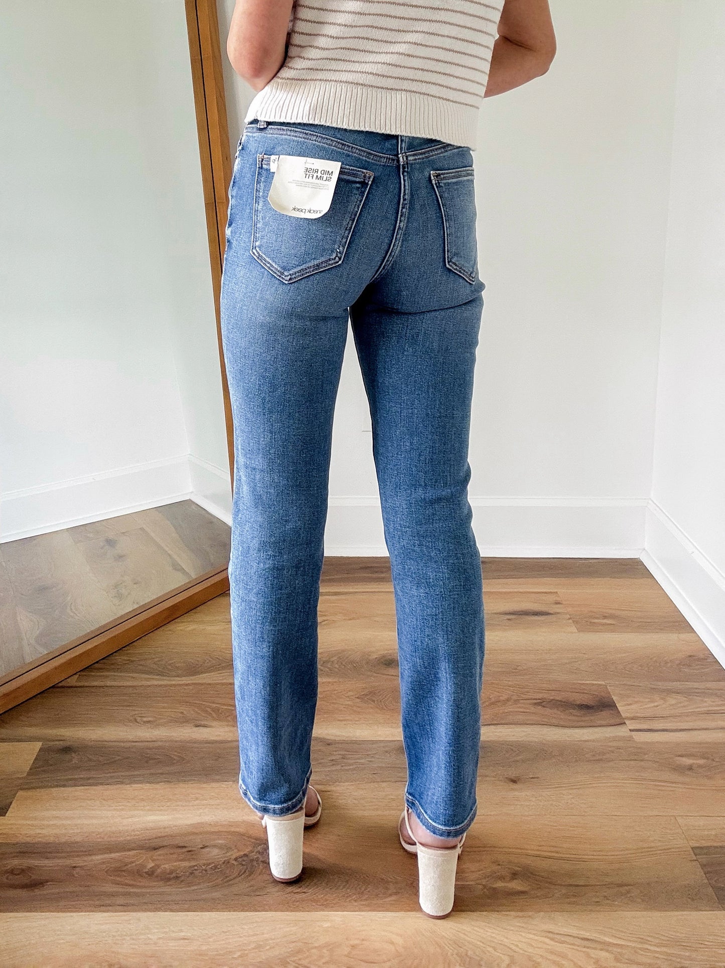 Ultra Stretch Slim Straight Denim