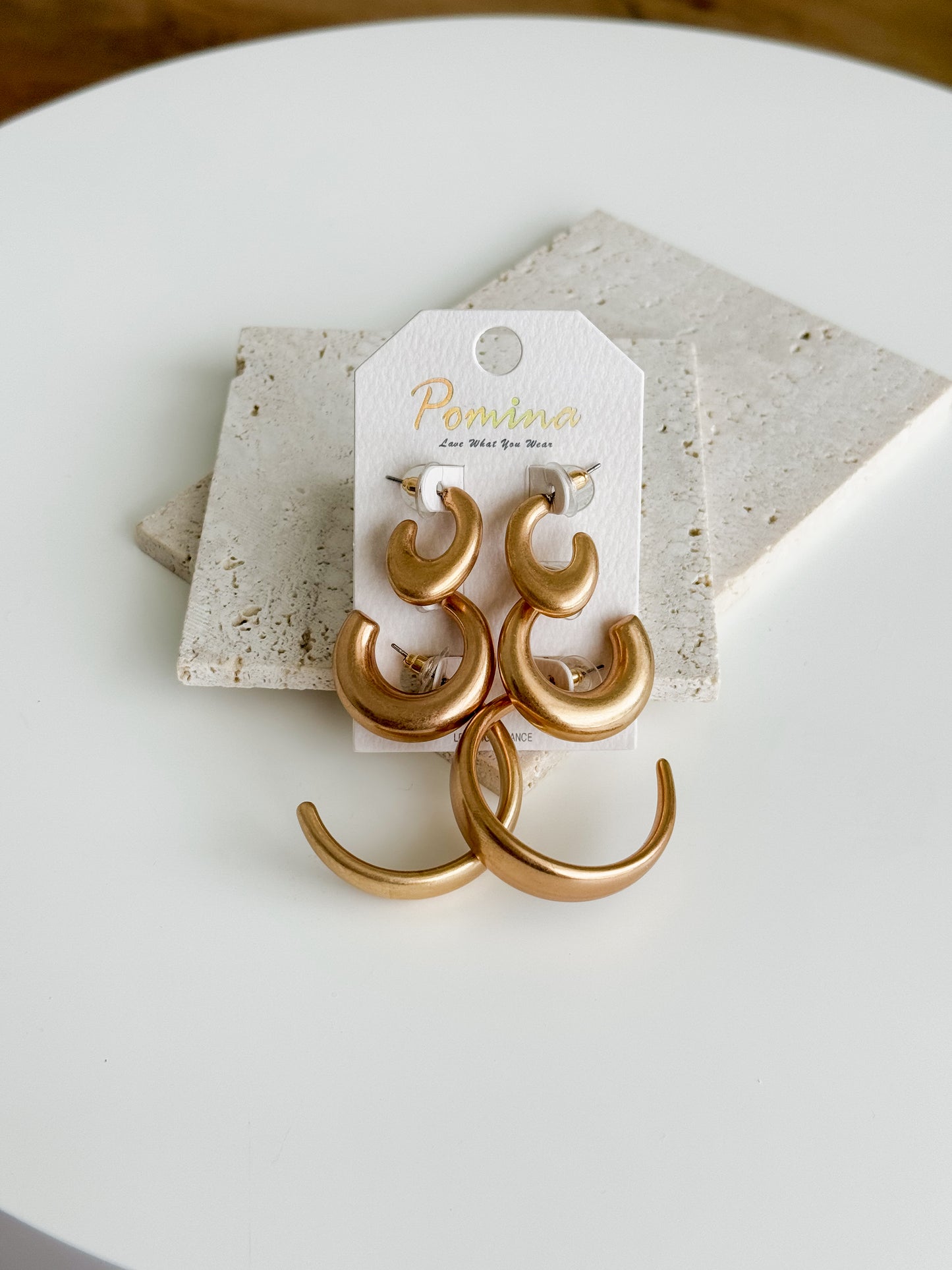 Matte C Hoop Earring Set