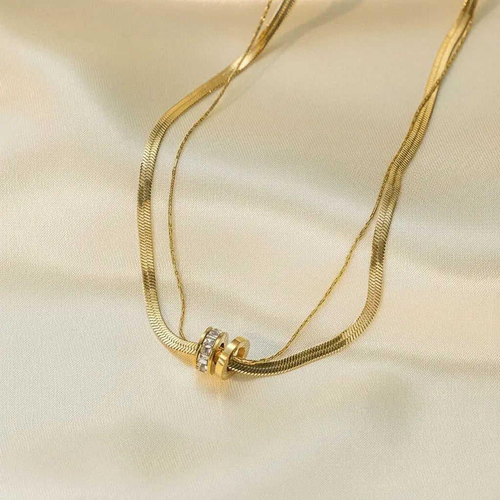 Geometric Circle Link Necklace