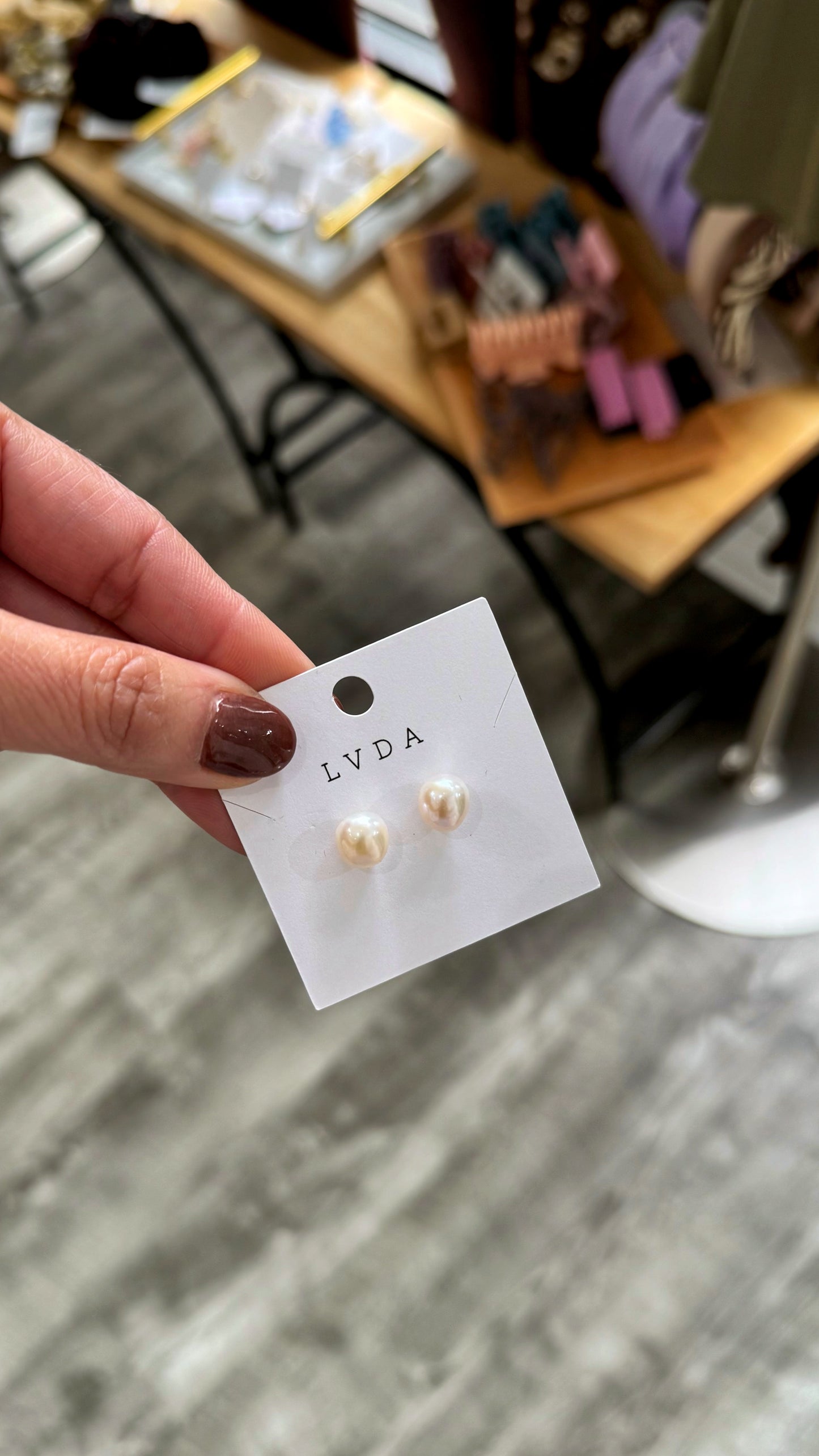 16K Gold Filled White Baroque Pearl Stud Earrings