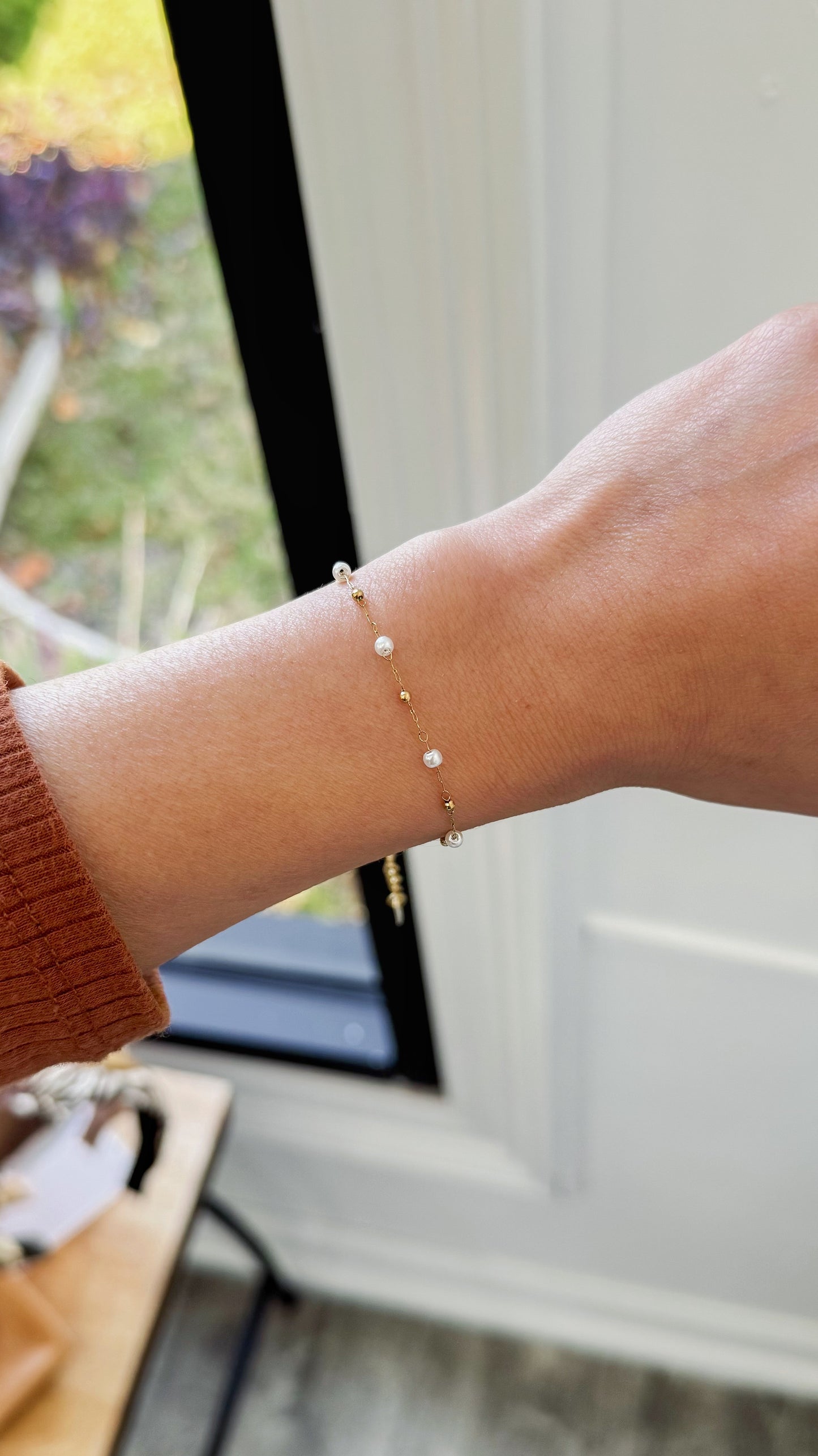 Cala Mini Pearl Bracelet