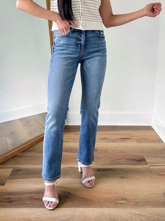 Ultra Stretch Slim Straight Denim