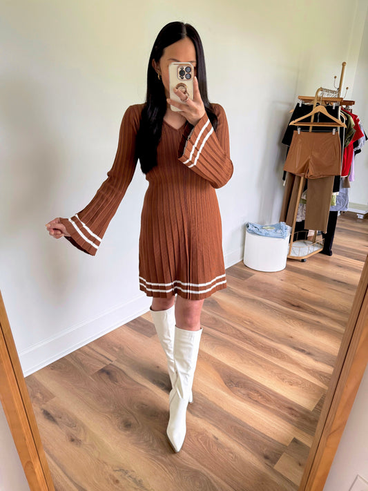 Contrast Hem Pleated Sweater Dress