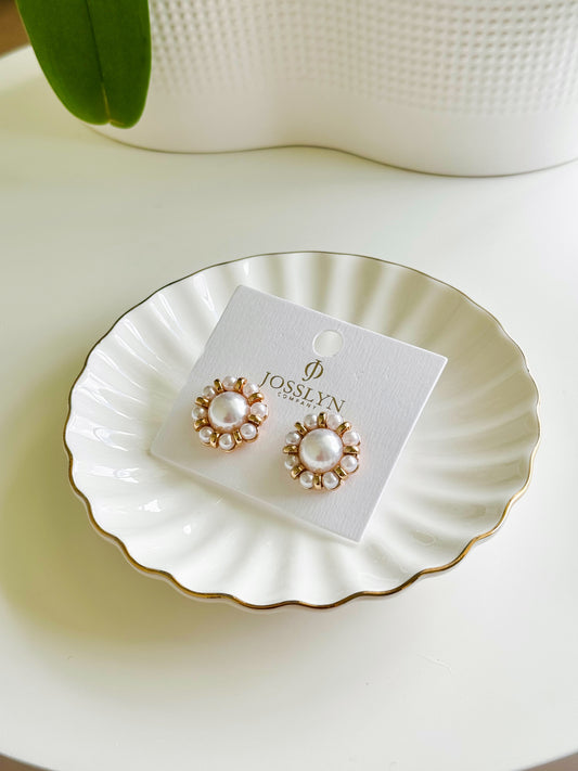 Pearl Floral Earrings
