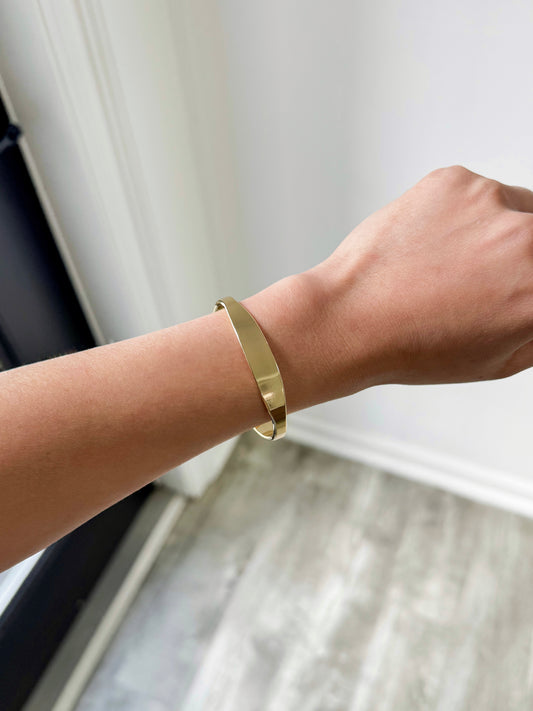 Minimalist Gold Band Cuff Bracelet
