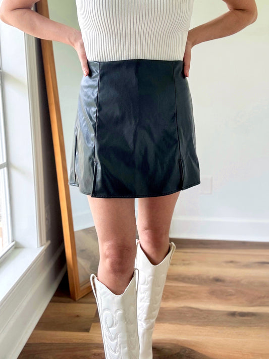 Dual Slit Skort- Black