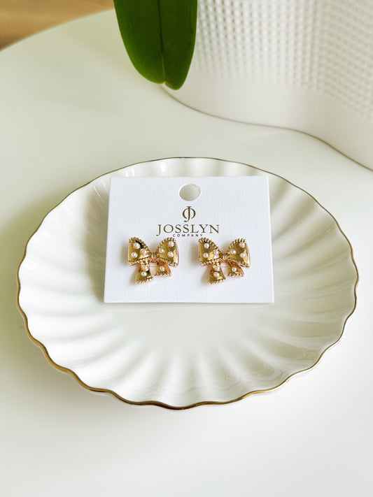 Bow Pearl Stud Earrings