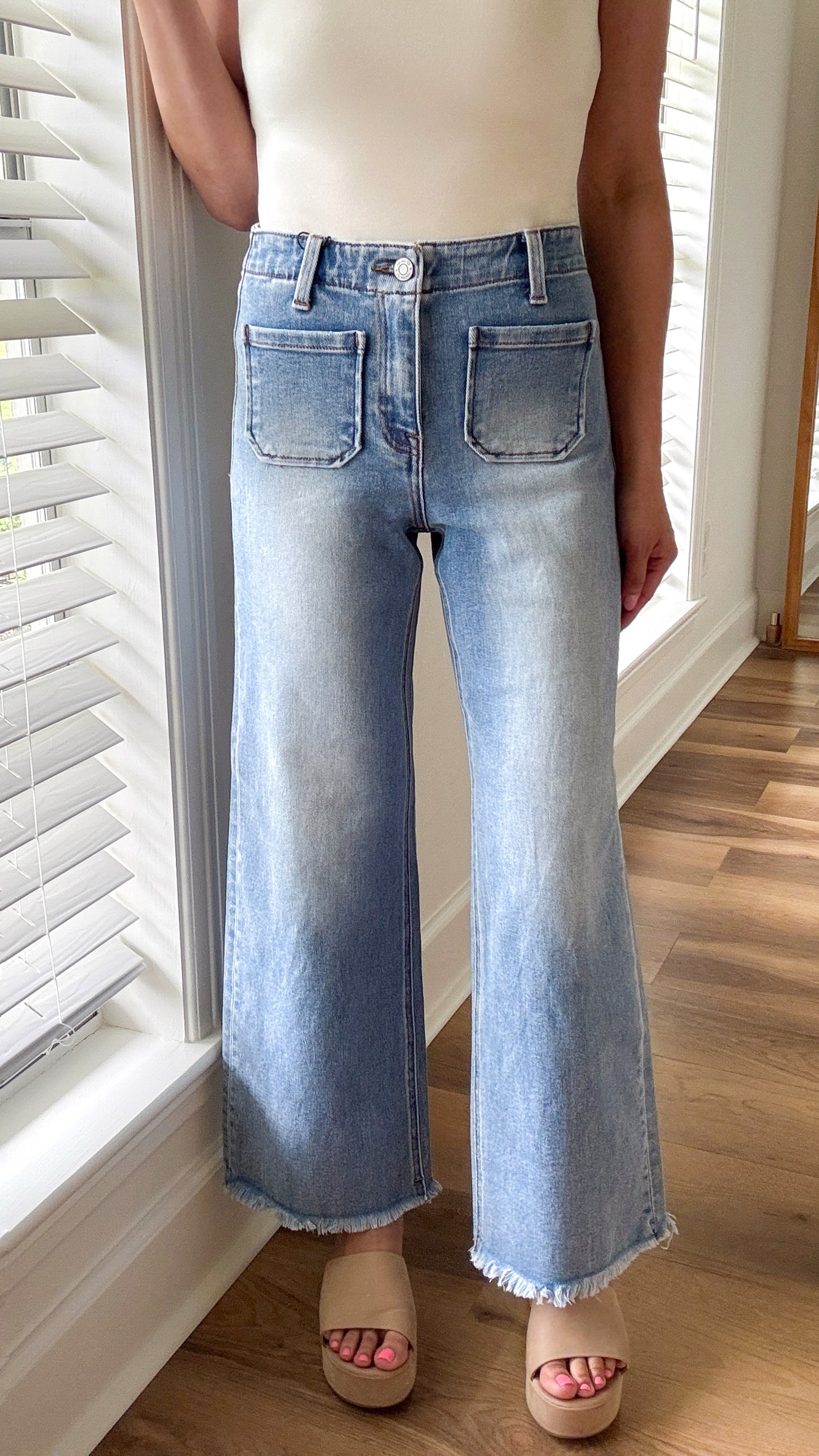 Patch Pocket Ankle Wide Denim