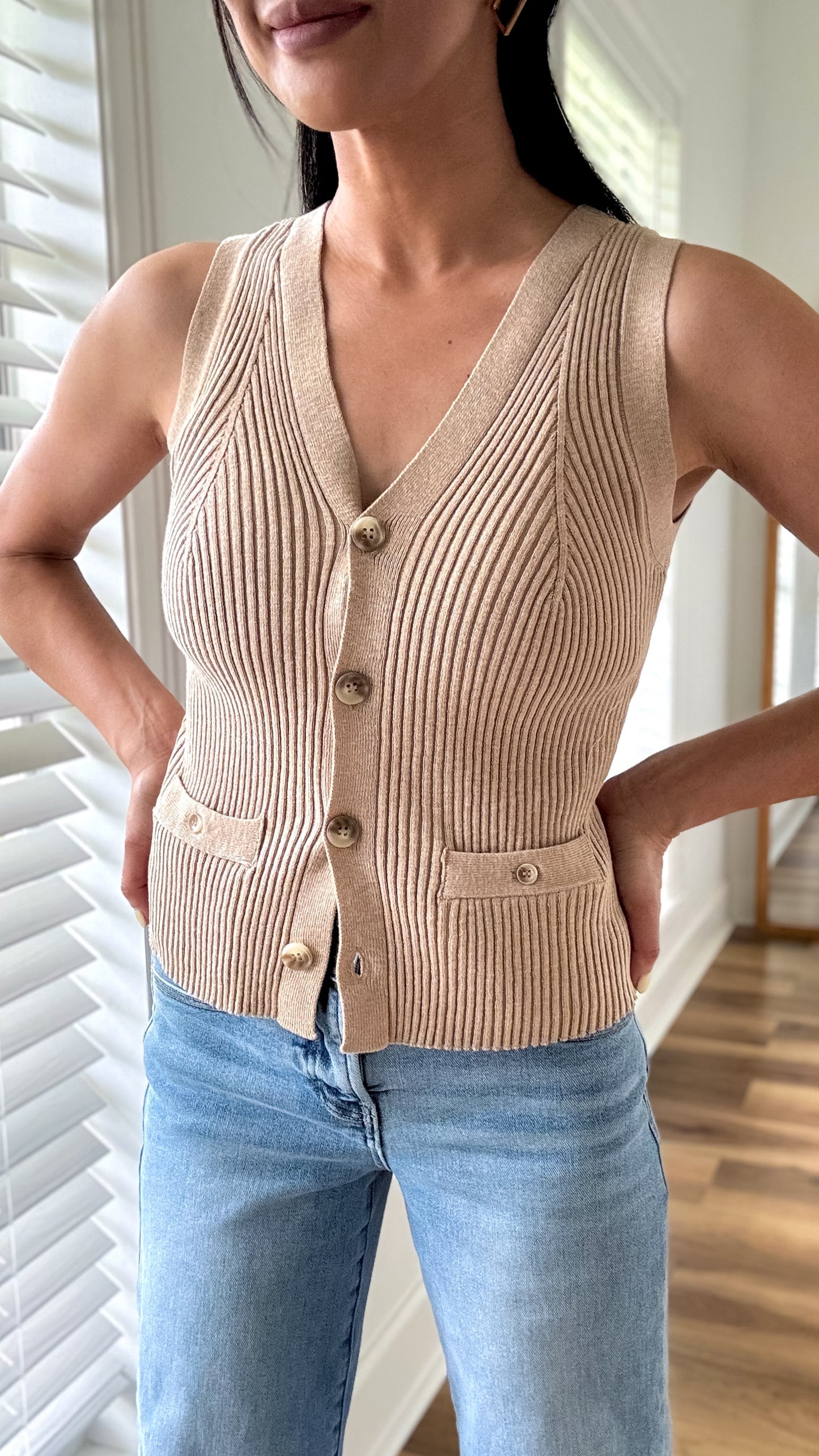 Ribbed V Buttoned Vest Top- Khaki