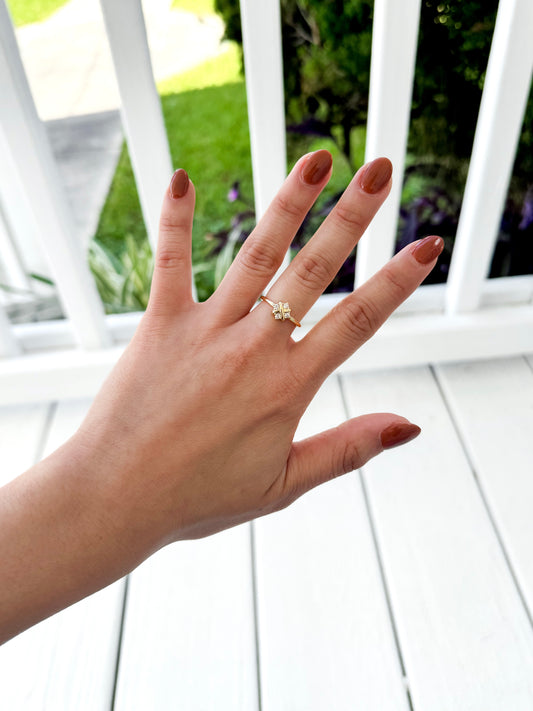 Dainty Gold Flower Ring