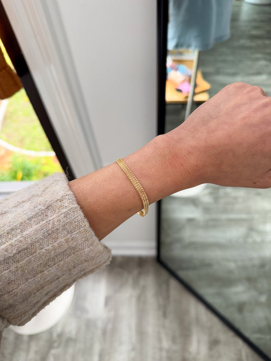 Box Chain Clasp Bracelet
