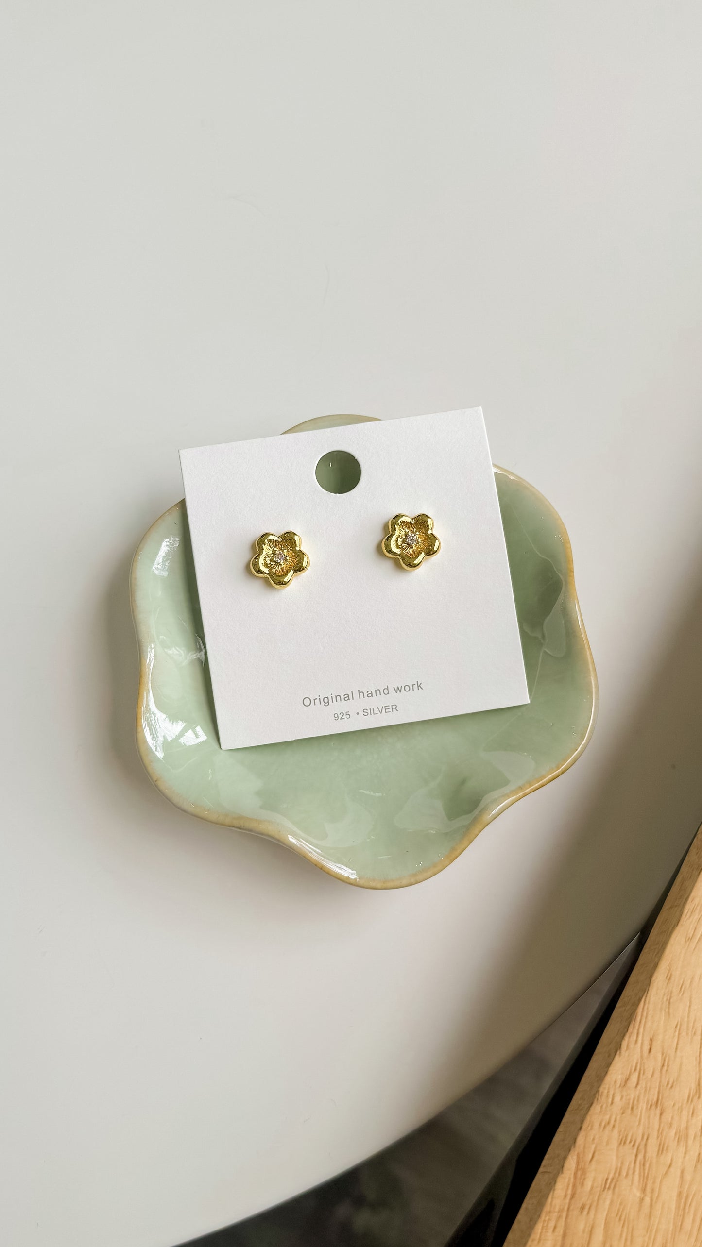 Ditsy Gold Floral Gemstone Earrings