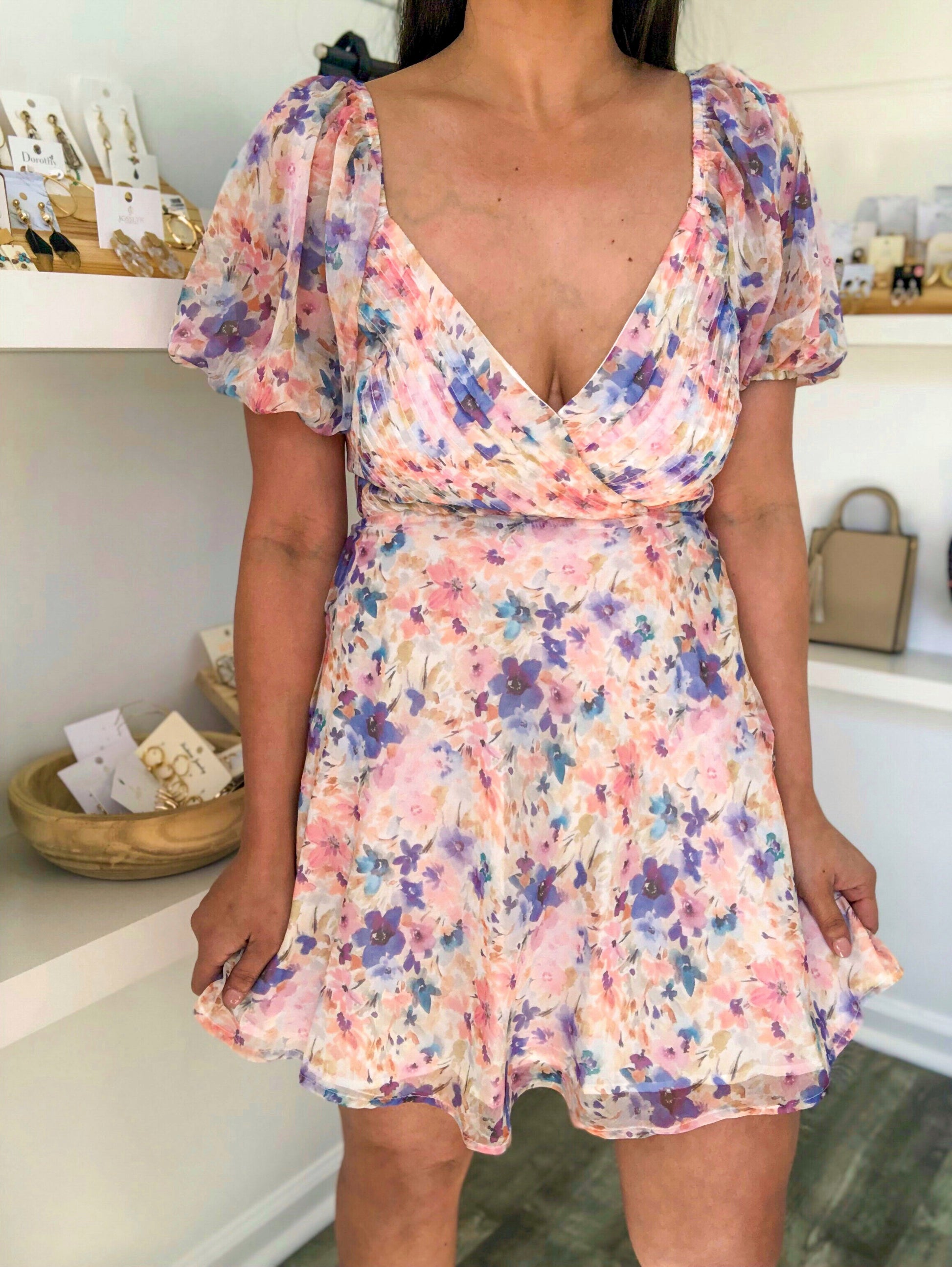 busty mini dress Large breast dress